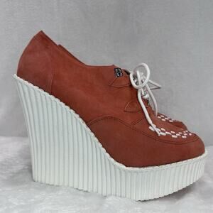 T.U.K Peachy Suede Wedge Creeper Shoes Size 9 Lace Up